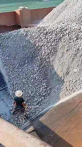 34K views · 540 reactions | The process of a self-unloading ship unloading sand and gravel #sand and gravel #self-unloading ship #canal #unloading #crew #loading and unloading ship #ore #sand and gravel | 丁掌柜 | Facebook