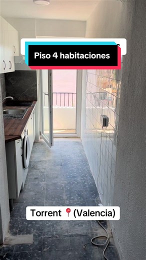 Piso en Torrent 4 habitaciones con balcones — 1.000 €/mes