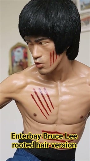 quarter scale Bruce Lee statue from enterbay with rooted hair