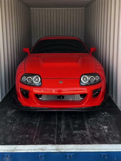Do you like that Nissan, or that old car in the box?🤷‍♂️#nissan#gtrr35#toyota#supramk4#jdm#car#cars
