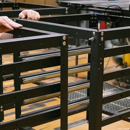 2.6K views · 25 reactions | Quick and Easy Workbenches #WorkbenchBuild #DIYWorkbench #QuickDIY | Jackman Works | Facebook