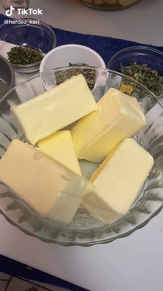 Tyme and Sage Compound Butter Recipe for Turkey