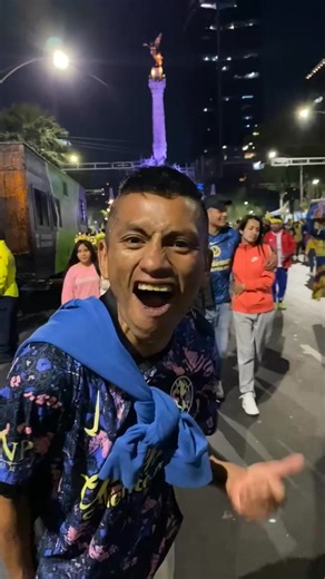 El festejo del tricampeonato no estaría completo sin... EL PERRO RABIOSO 😛 | Futbol Picante