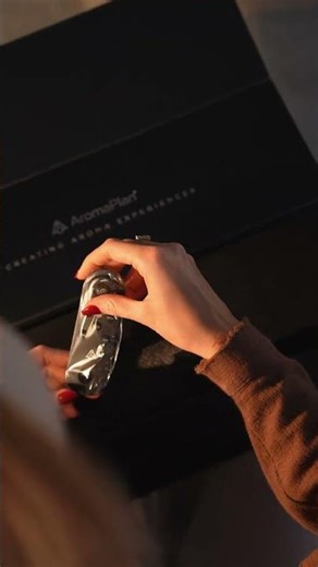 Spring time, scented with sophisticated fragrances: Slim PRO Diffuser, available