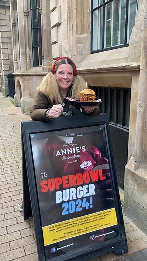 THE SUPERBOWL BURGER 24!! AVAILABLE FEBRUARY ONLY!! 🍔THREE CHEESE burger topped with Wilford Texan chilli, American cheese slices, whole Tex Mex Jalapeño cheese fritter with Mexican salsa sauce topped with MORE melted nacho cheese! Remember to book with us to watch the Super Bowl live THIS SUNDAY it's almost fully booked!! 🏈🏈 | Annie's Burger Shack Nottingham