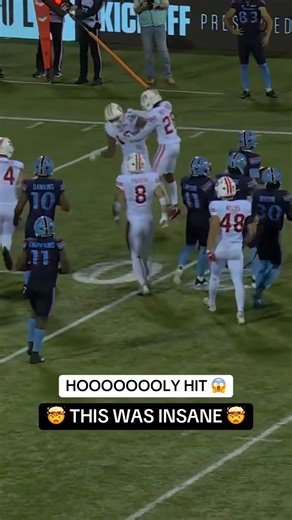 UFL KICKOFF RETURN ENDS IN MASSIVE HIT 😳💥