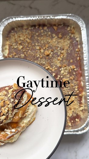Gaytime Dessert - This tray of deliciousness combines caramel and vanilla flavoures to mimic the classic Australian icecream Gaytime. I remember the first time I seen this dessert made by @Ranya on a Facebook cooking group I couldn’t run fast enough to the supermarket and recreate it Recipe 👇🏻 900ml thickened cream (heavy cream) 1 cup of thick custard (or vanilla pudding) 1/2 cup icing sugar 1 packet of plain biscuits 1 can of Nestle Top and fill caramel or Dolce De Leche 250 gram milk chocola