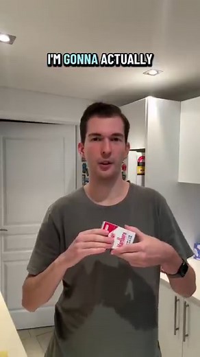 Unboxing + Reviewing fake bubble cigarettes👆#fakehabits #smokingbubblestrend #shorts