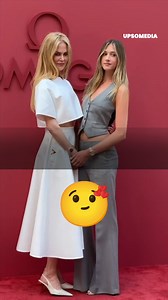 55K views · 92 reactions | Nicole Kidman und ihre Tochter Sunday haben in Paris allen die Show gestohlen. Sie sind zwar nicht oft zusammen in der Öffentlichkeit zu sehen, doch nun glänzten Mutter und Tochter gemeinsam in eleganten, und doch sehr zeitgemäßen Outfits.Nicole Kidman, Sunday, Mutter und Tochter, Paris, Mode, Fashion, Kleid, Luxus | Ikonen | Facebook