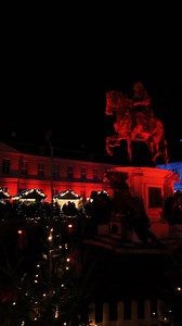 Super good Christmas Vibes at the Christmas Market at Charlottenburg Castle. It is one of the most beautiful markets in Berlin! #berlin #charlottenburg #christmasmarket #weihnachtsmarkt #weihnachten #WinterMarket #berlincity #germany #deutschland #berlino #Berlín #fblifestyle | Berlin experience