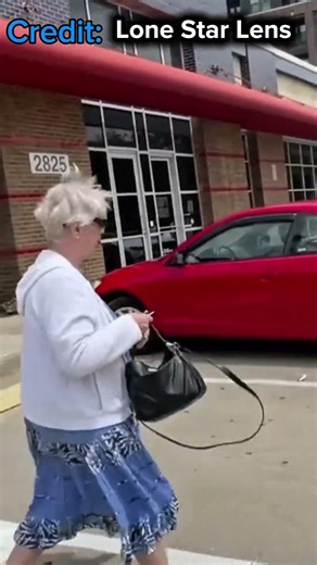 Memaw Karen Chases The Cameraman 😲🤣 #karen #1stamendmentaudit