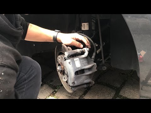 Changing the brake pads on my DS3