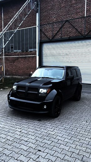 Dodge Nitro: Exploring This Iconic Car Model