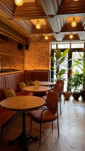 Planning a festive get-together?🎄 Our cosy snugs are perfect for Christmas parties, after-work drinks or group dinners that feel a little extra special. Explore our group dining menu via the link in bio and make this season one to savour. 🎄 | Cinnamon Kitchen Leeds