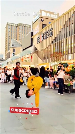 Battle Dance performance in public place | Hip hop dance | Popping #dance #battledance