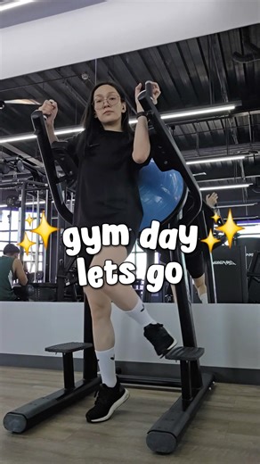 a silent gym vlog no one asked 😂 (i’m sorry for all the background noise) #gym #gymlife #gymvlog