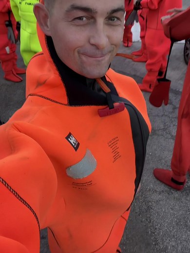 I think orange might be my colour! Some new exciting things going on for The FishLocker! #sealife #thefishlocker #fyp #cornwall #fishtok