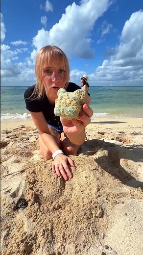 I Hid Taba Squishy in SAND for 24 HOURS! 🏝️😱