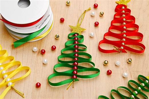 Ribbon Christmas Tree Ornament - Easy DIY Holiday Craft