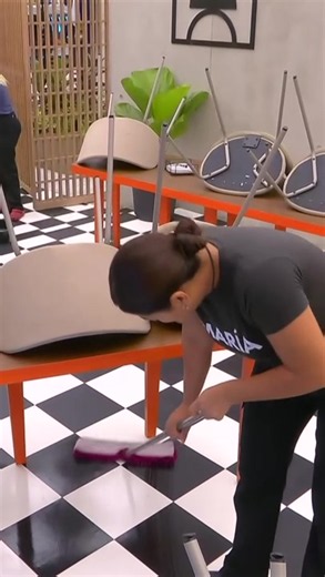 ¿Qué es el shallot o echalote? María nos lo explica 🧄🧅 #MasterChefMx 24/7, lunes a viernes 8:30 p.m. y domingos 8:00 p.m. por #AztecaUno. 📺⁣⁣ Acceso Total en #DisneyPlus. 📲
