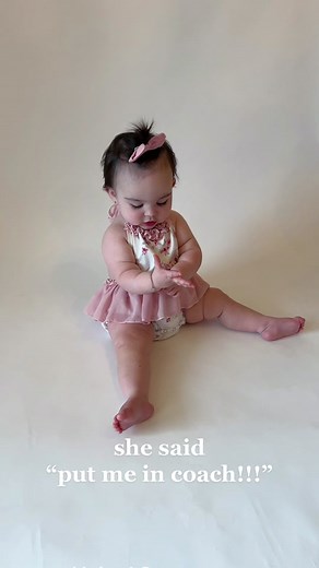 photoshoot with mom & yaya — she could be a baby model 🥹😭🤍 #polaroidbaby #babymodel #model #photoshoot