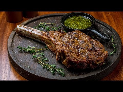 Tomahawk Steak: Η απόλυτη πρόκληση στο μπάρμπεκιου!