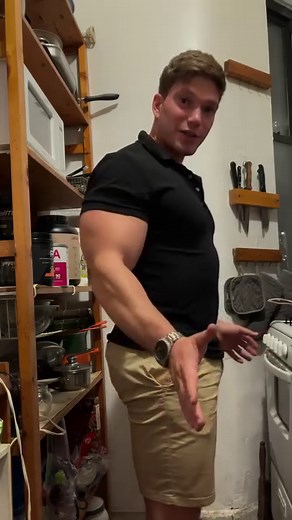 63K views · 5.4K reactions | @hexclad cookware is top of line, their pans & knives  are a must have for any aspiring cook ‍ Check out all of their products @ www.hexclad.com#cook #food #health #hexclad #promo #steak #gains #bodybuilding #fitness #weightloss | Joshua Taubes | Facebook