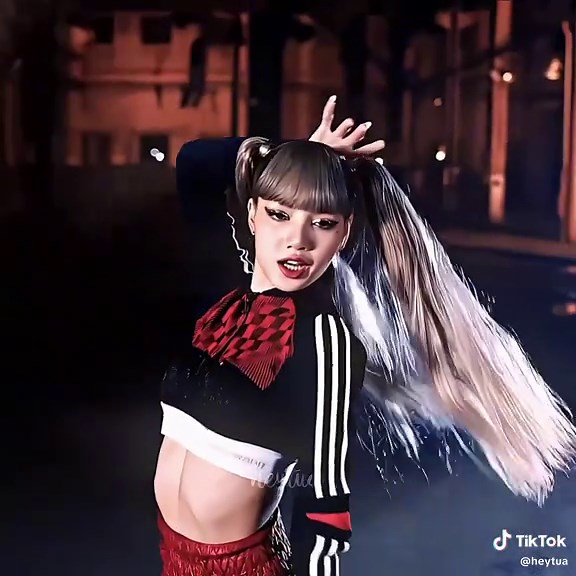 Money Pull Up Dance by Lisa: Stunning Edits and Moves