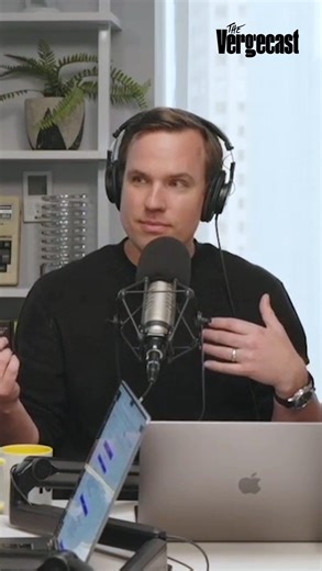 81K views · 704 reactions | Is the base configuration of the new M3 MacBook Air enough for you, or do you want some more RAM? #apple #macbook #tech #podcast #laptop | The Verge | Facebook