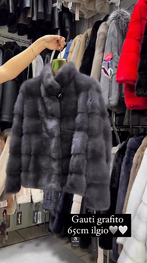 4.4K views · 29 reactions | Grafito audinės kailinukai S-XL勇懶️ | G fashion | Facebook