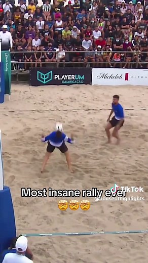 Insane Rally in Footvolley Captivates Fans
