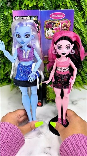 Unboxing the Monster High Self-Scare Secrets Venus McFlytrap