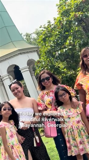 Exploring Savannah Riverwalk, Georgia | Historic Waterfront Tour & Southern Charm