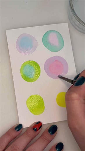 Painting some intuitive art is one of my favorites ways of starting a week! #intuitiveart #easy