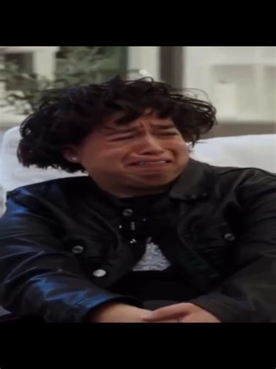 fallen angel #2slimey #kingofmexico #undergroundmusic #edit | 2slimey crying