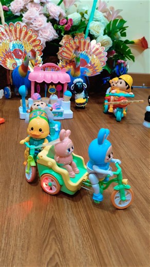 Cute rabbit with yellow duck on a bicycle convoy 🐰🐥💕