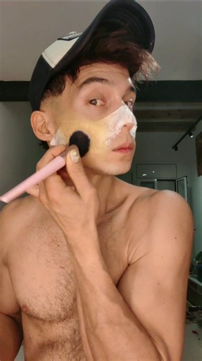 Art attack Halloween makeup 👻🎃 #halloweenmakeup #tutorial #costume | Victor Manuel QM