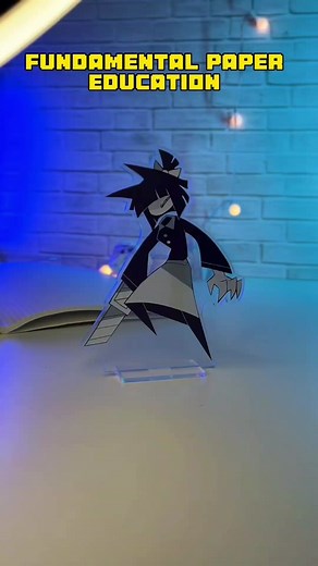 Мисс Блуми: Фундаментальное бумажное образование