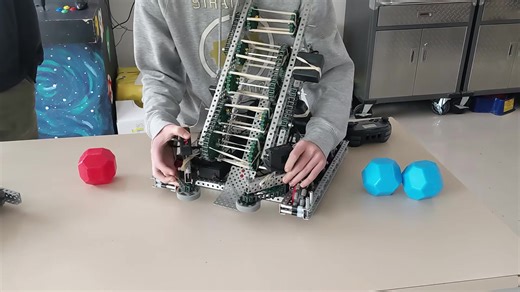 29295 | VEX Push Back | RI1W