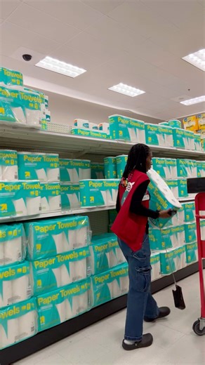 WORKING AT TARGET 🎯 ❗️#relatable #shortvideo #minivlog #target