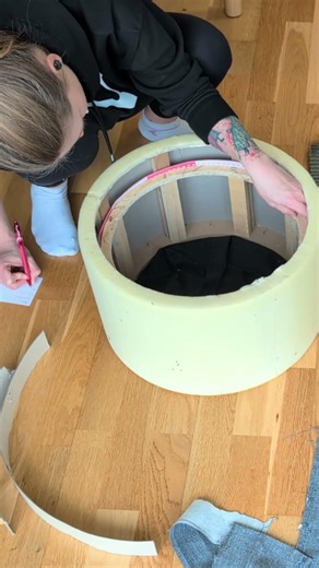 DIY Ottoman Makeover 🧵 #DIY #FurnitureFlip #Reupholster #DIYHomeDecor #Shorts #footstool