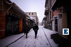 Καιρός - Live streaming: Χιόνια σε όλη την Ελλάδα - Τι γίνεται σε όλη τη χώρα