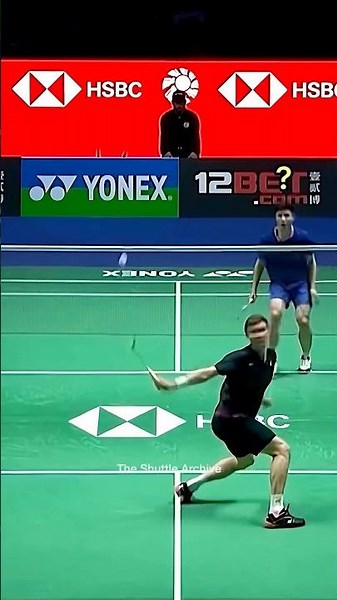 The Most SATISFYING Trickshot in Badminton