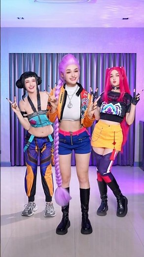 Dance on my 🪩🪩 huntrix edition 😘😍❤️ #anime #cosplay #huntrix