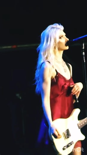 🦇 THE PRETTY RECKLESS 🦇 #acdc #concert #livemetal #rock #livemusic #live #gunsnroses #music