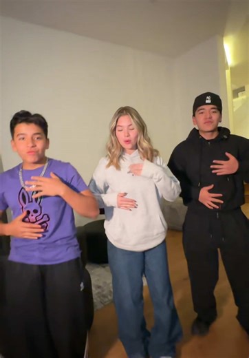 Uno con @Allisson Mía 🤙 | allisson mia