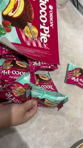 Choco Pie ASMR 🍫 Soft & Satisfying Sounds #shorts #satisfying #asmr