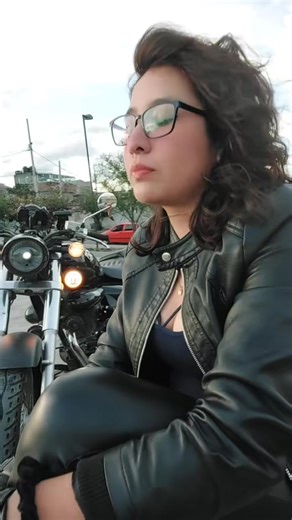 #bikergirl #biker #ladyrider
