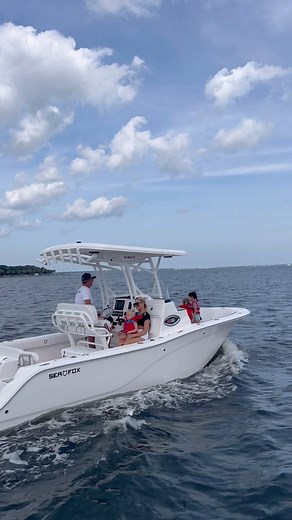 2.1K views · 44 reactions | OOO WEEE another new fox alert ‼️力 Meet the 248 Side Console! This boat is the perfect size and layout for family fun on the water with plenty of seating so you can always keep an eye on the little ones! 懶 The new navy accents and heritage orange designator give this all white boat some fun pops of color check out our stories for close ups of the new details! | Sea Fox Boat Works | Facebook