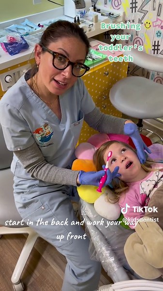Toddler Teeth Brushing: Tips and Hacks for Parents